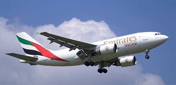 Emirates aereo