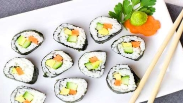 sushi, cucina giapponese