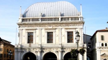 brescia, comune, palazzo loggia