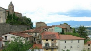 Castelnuovo in Avane