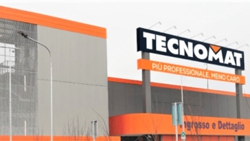 bricoman tecnomat insegna