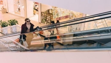 shopping center