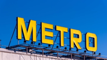 Metro Italia, insegna, azienda