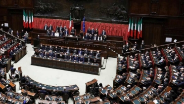 parlamentari, deputati, parlamento
