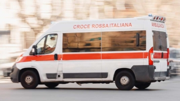 ambulanza, croce rossa, autista
