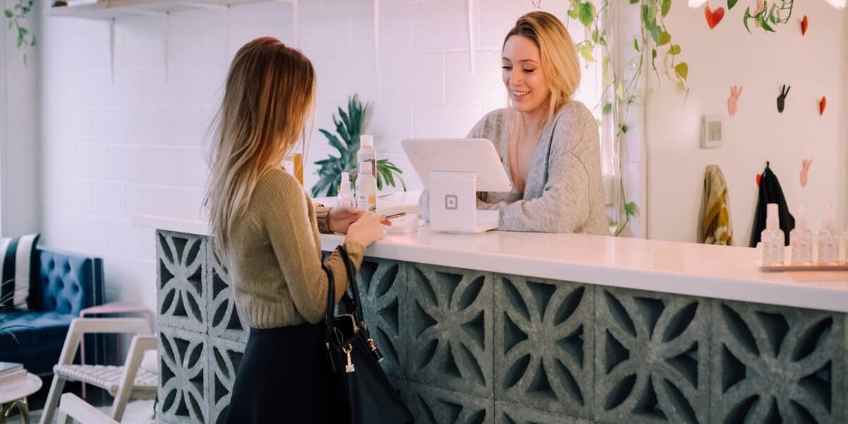 ricevimento clienti, receptionist
