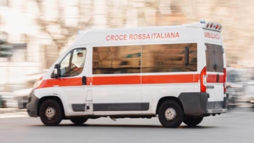 ambulanza, croce rossa, autista
