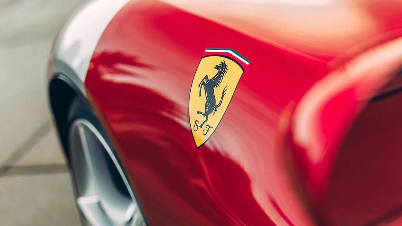 Ferrari, automobile