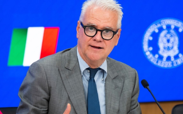 Consiglio dei ministri, conferenza stampa, approvazione decreto