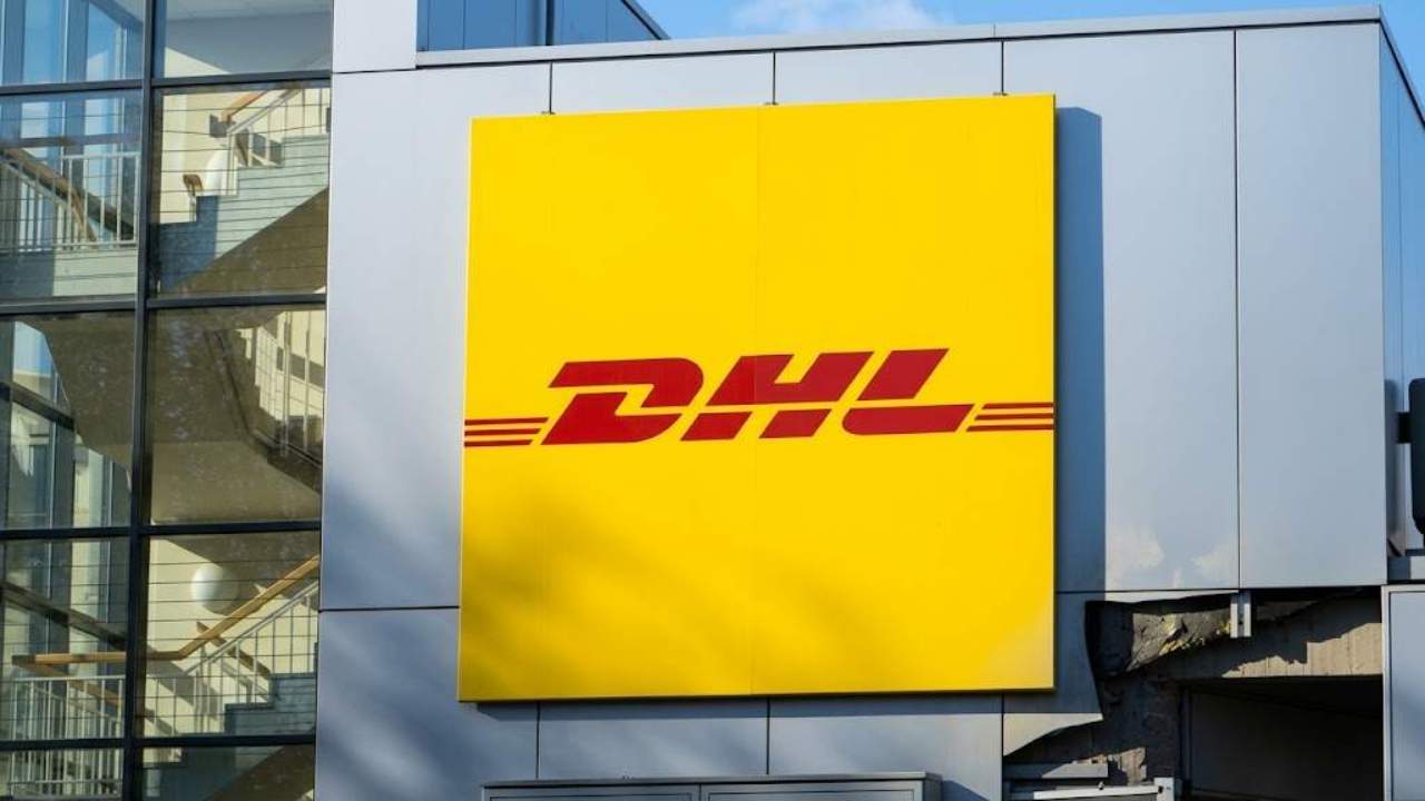 DHL