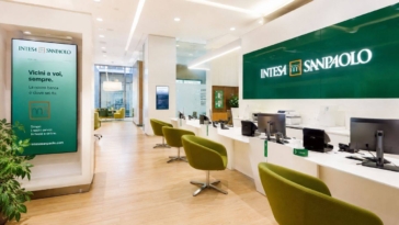Intesa Sanpaolo, assunzioni in banca, filiale