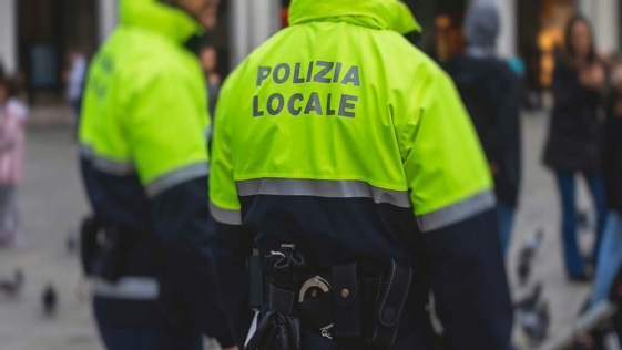 agenti polizia locale